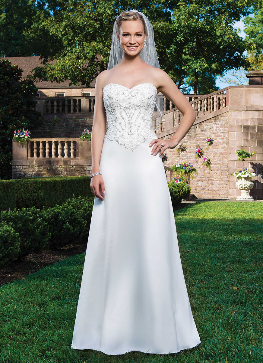Sample Sale  Strapless Sweetheart A-line Lace Wedding Dress